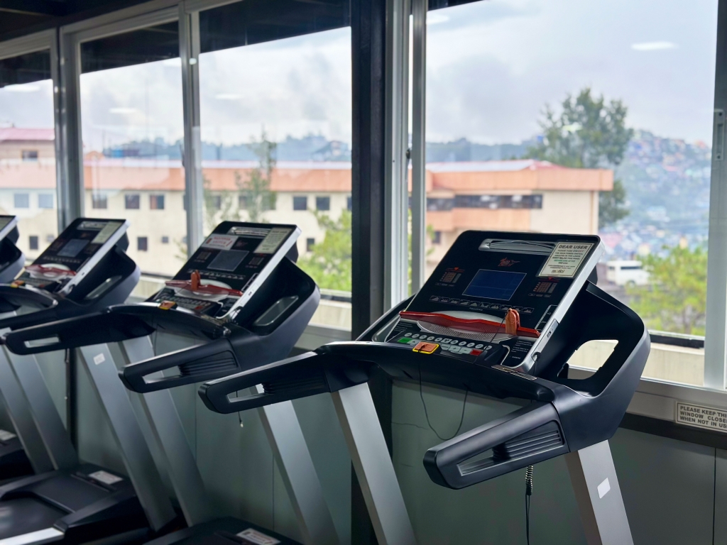 フィリピン留学 Cebu21 - Monol-Gym-1